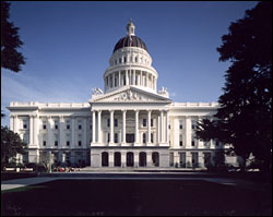 The California State Capitol, constructed between 1861 and 1874, features a 220-foot tall dome with striking similarities to the dome of the United States Capitol.