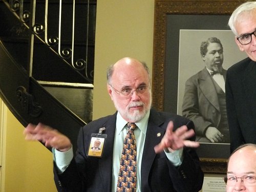 Steve Livengood speaks in the Lincoln Room. Photo (c) Bruce Guthrie